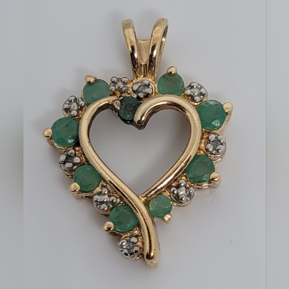 Yellow Gold Diamond and Emerald Heart Shaped Pendant